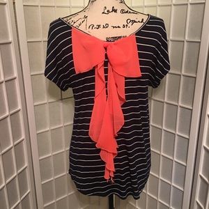 Annabelle Size M Striped Cute Bow Accent on Back